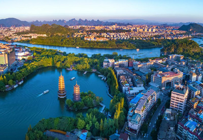 桂林旅游五一私藏打卡圣地：昼如诗，夜如画！