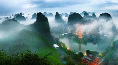 初见惊鸿，再见倾城，暑期一定要去两江四湖看 一看！