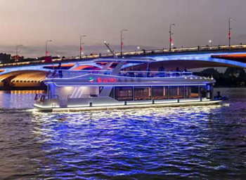 桂林漓江城市段首批更新改造游船完成三星级游船评定，将正式亮相漓江