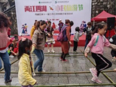 民族歌舞庆盛世八桂风情醉游人 ——古南门民俗歌圩荟