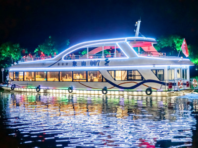 焕新桂林旅游 桂林两江四湖新型主题游船成功首航