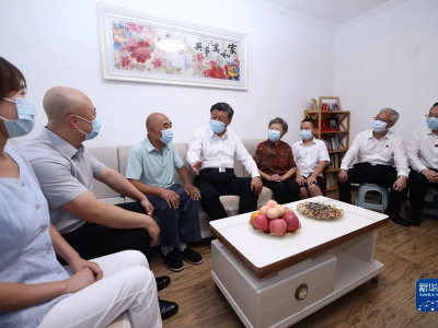 总书记来家里做客，常聊常新的那些话题