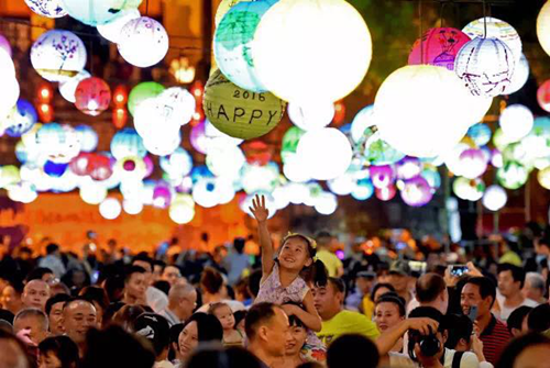 行业大咖跨界携手，要在两江四湖搞大事情！