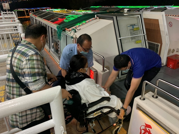 小小的暖心举动  大大提升幸福感