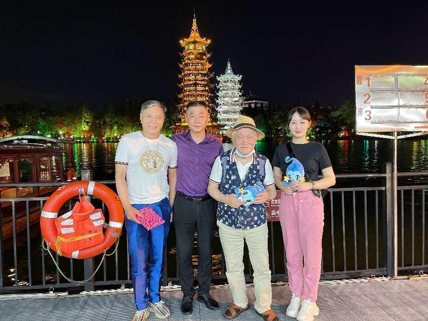 金鸡奖终身成就奖得主牛犇：第一次感受这么美的夜桂林！